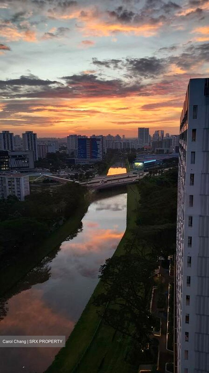 The Tre Ver (D13), Condominium #561772041